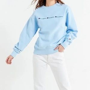 Champion Women’s Sweatshirt in Blue